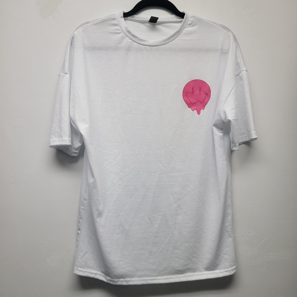 NWOT White T-Shirt with Pink Graphic Size XS/2 OVERSIZED can FIT S, M or L